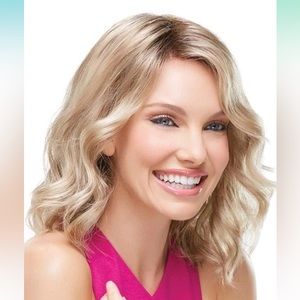 Women’s Jon Renau Scarlett lace front wig. Never worn.
